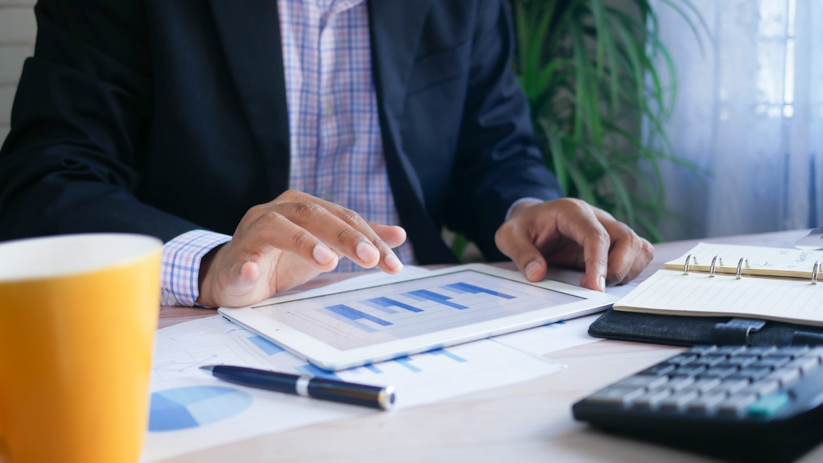 Independent eval sprint on a third-party AI bookkeeper